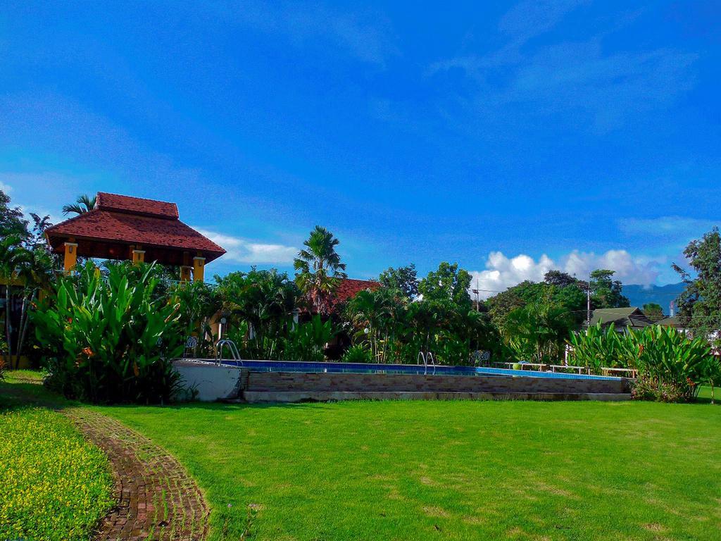 Palm Spa Village Resort Mae Rim Exterior foto